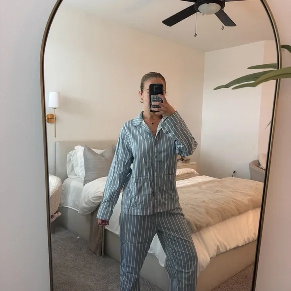 Lake Pajamas Blue Striped Women's Pajama Set - Picture 7 of 9